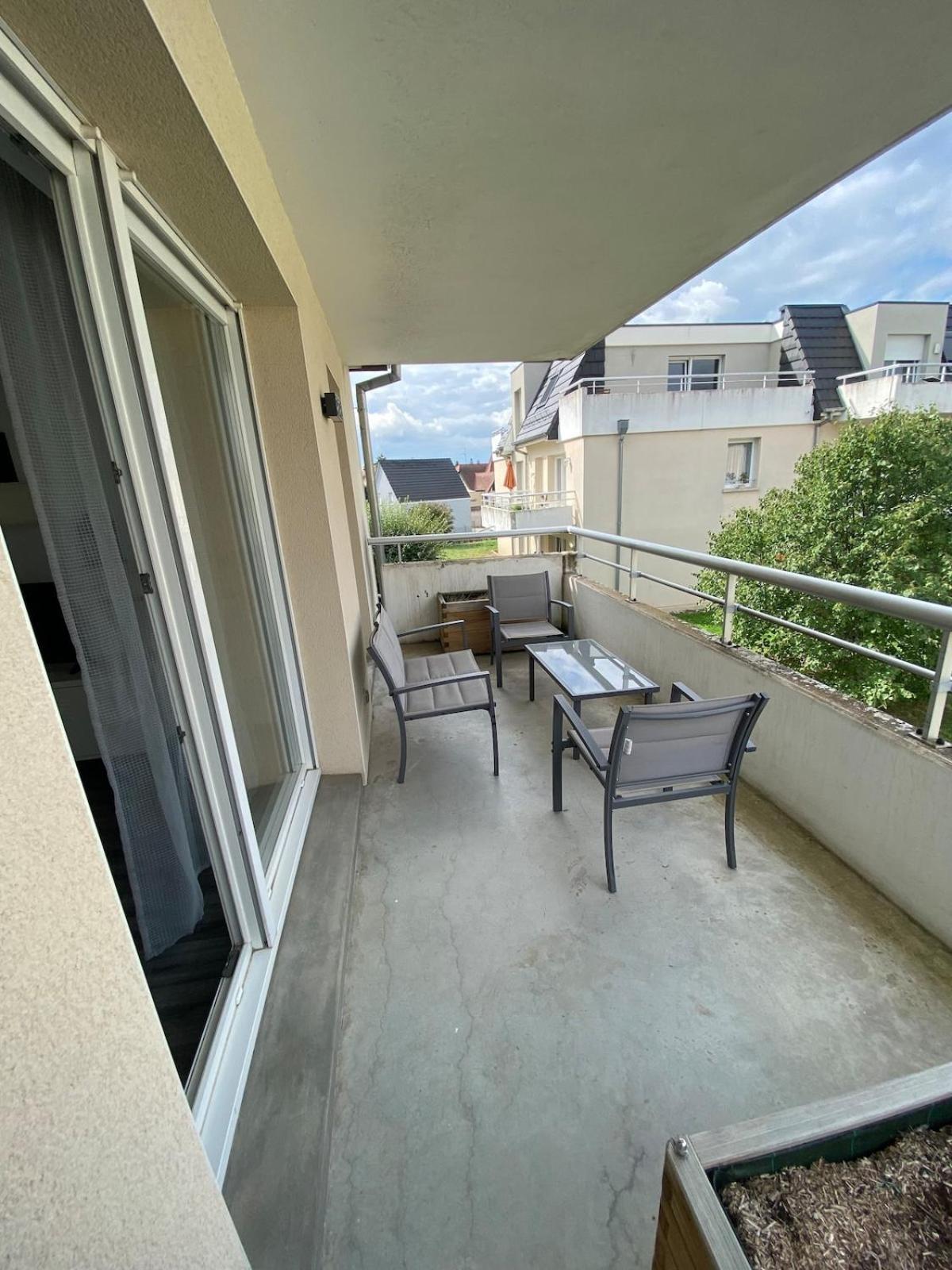 U1 Chaleureux Appartement Avec Balcon A Uffholtz Екстер'єр фото